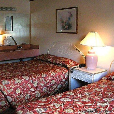 Relax Inn Lakeland Zimmer foto